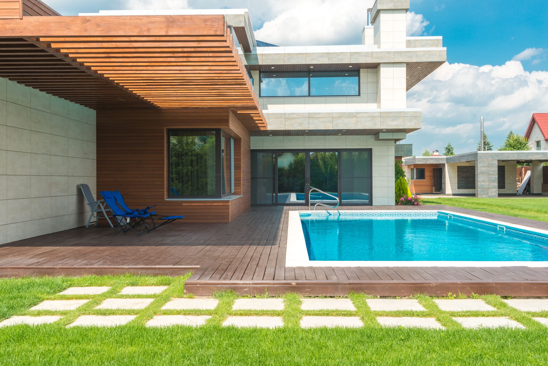 A clean backyard swimming pool at a Yuma home, prepped with a snowbird departure pool checklist before the owners leave for summer